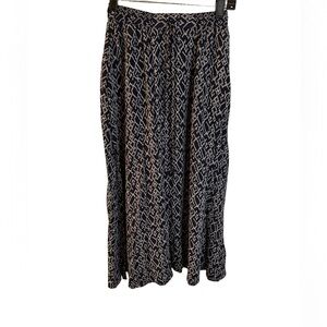 💜3/$15 LIZ Claiborne Women’s Skirt Navy & White Size SP